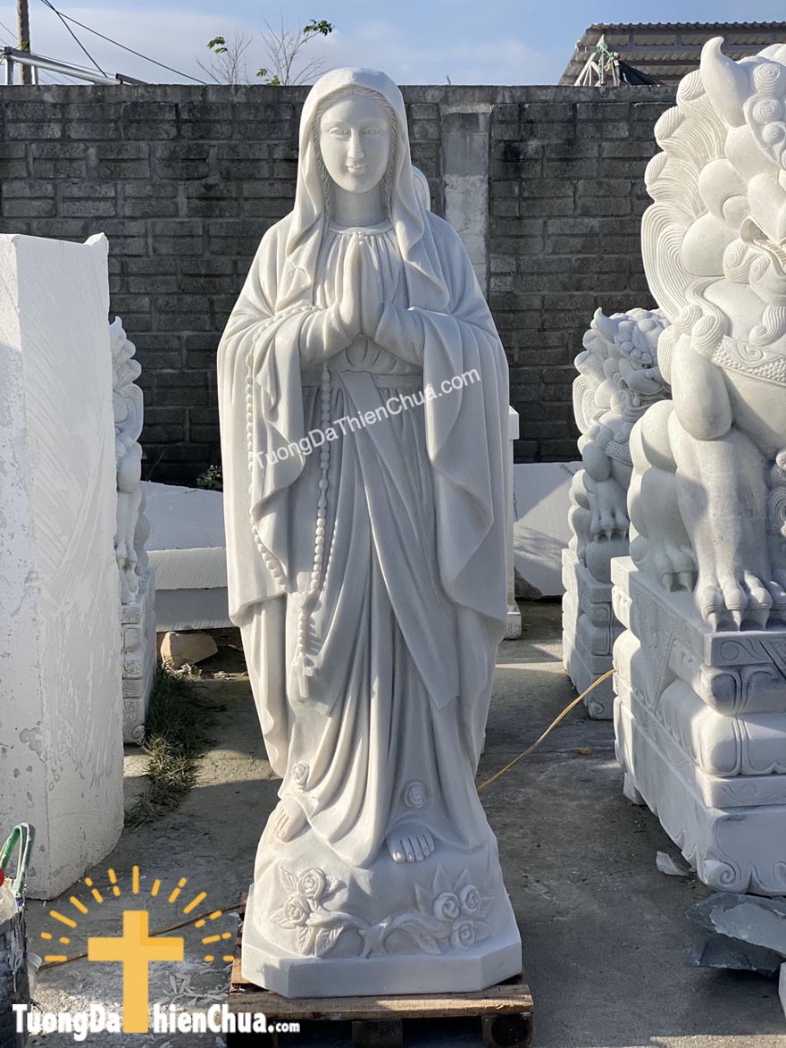Tượng Đức Mẹ Chắp Tay bằng Đá Trắng Tự Nhiên (LĐ-08)
